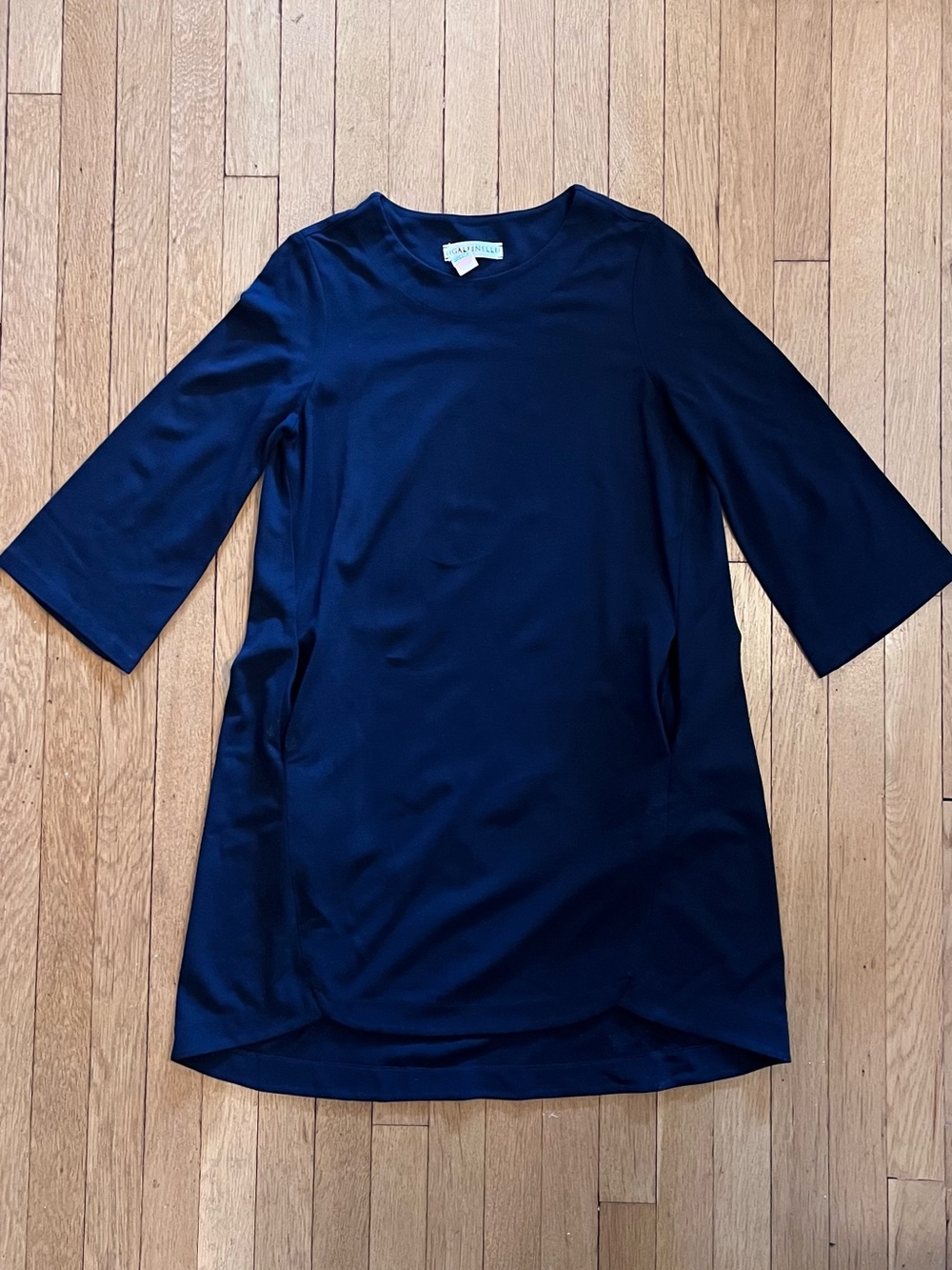 Navy Shift Tunic Top with A-line short-sleeve—Size 8/10